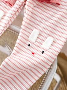 女婴粉色圆领长袖兔子刺绣上衣和条纹裤休闲家居服套装，秋冬