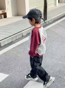 SHEIN Leap Crew 1 件年轻男孩休闲韩版日式插肩袖印花宽松圆领套头衫，适合图案 T 恤、儿童衬衫、可爱 T 恤、男孩衬衫、T 恤、日常穿着、学校、旅行、运动、春季、夏季、秋季、冬季 - 彩色 - 查看 7
