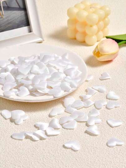 100Pcs/Pack Heart Shaped Petals Decoration, Festive Red Heart Shaped Decoration Confetti, Suitable For Wedding Holiday Party Birthday Halloween Decoration-Red,Christmas Decoration Christmas Gifts,Wall Decor, Bedroom Curtains