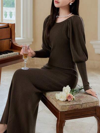 EastFlair 秋冬日式圆领收腰针织中长连衣裙