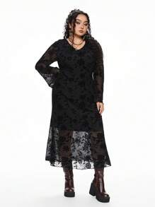 ROMWE Plus Size Vintage Romantic Flocked Patchwork Bell Sleeve Dress