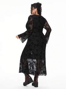 ROMWE Plus Size Vintage Romantic Flocked Patchwork Bell Sleeve Dress