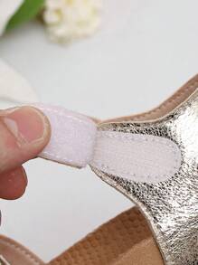 Girls Sandals Kids Princess Style Open Toe Flat Beach Sandals, New Summer Collection Middle & Big Children