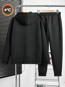 Manfinity EMRG Black Knit GOAT(Greatest Of All Time) Printed Men Hooded Sweatshirt & Sweatpants Set, Suitable For Autumn/Winter