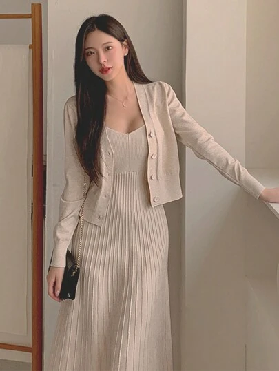 DAZY 2件套女士休闲纯色吊带背心毛衣连衣裙和纽扣前开衫秋季
