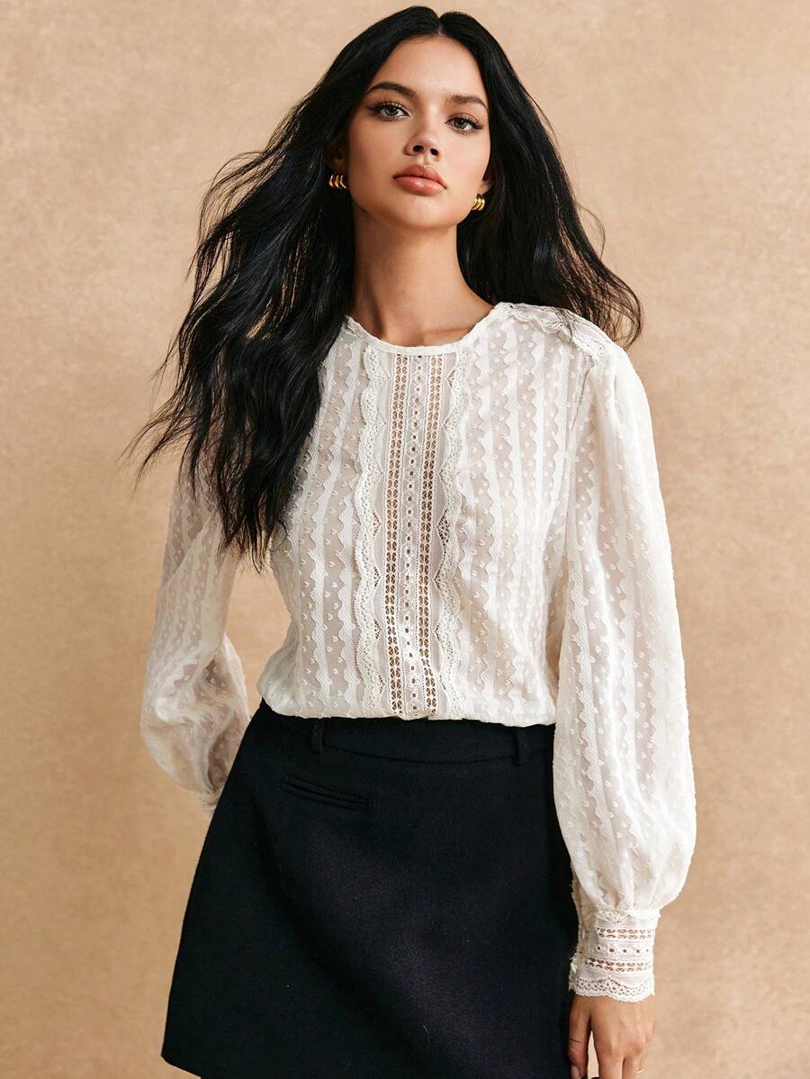 Poéselle 婚礼夏季蕾丝细节透视长袖衬衫，长袖上衣 - 杏色 - 查看 1