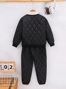 2 件套年轻男孩休闲大学风格舒适时尚实用柔软厚实保暖内衬夹克外套和保暖裤套装，适合日常穿着、上学、旅行、滑雪、秋冬