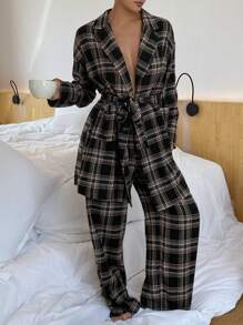 DAZY Conjunto de pijama sencillo con bata y pantalones a cuadros para mujer