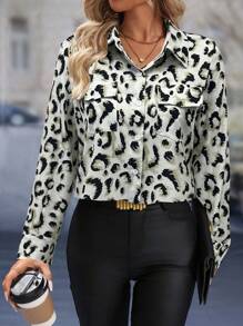 SHEIN Clasi 1 pieza Camisa casual de mujer de manga larga con bolsillo, cuello de solapas y estampado de leopardo, para otoño
