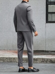 Manfinity Mode Conjunto de traje casual de unicolor para hombre con parches, botones delanteros y bolsillo falso - Gris - Ver 2