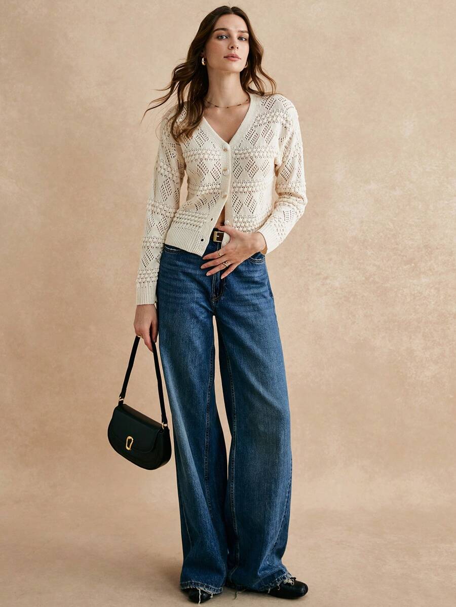 Poéselle 白色毛衣，白色，轻松时尚必备，圣诞毛衣，简约，V领毛衣，可爱毛衣 - 白色 - 查看 1