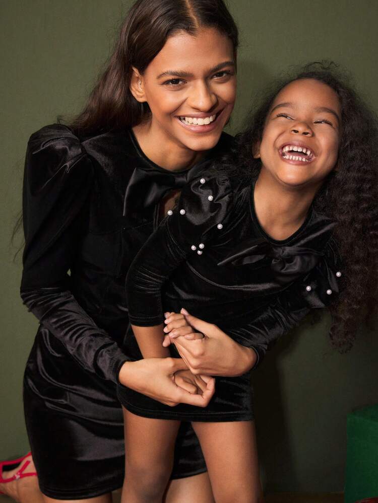 SHEIN Maija Women's Black Solid Christmas Bow Decor Hollow Out Elegant Long Sleeve Mini Christmas Party Dress For Autumn/Winter