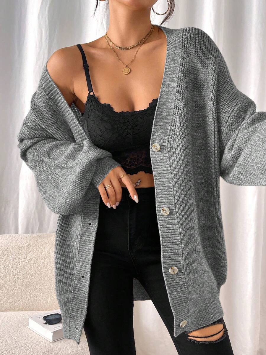 Chiquease Damen Lässiges Top mit Knopfleiste und Langarm, minimalistisches Design für den Alltag - Grau - Übersicht 1