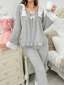 Conjunto de ropa de dormir de manga larga con cuello cuadrado y ribete de color contrastante, de ajuste suelto para primavera y otoño