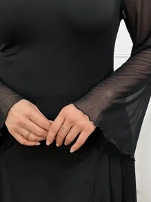 SHEIN Privé 大码优雅办公室通勤精致场地别致下午茶略带性感约会音乐会派对 INS 流行复古学院风修腰 A 字型网眼拼接喇叭袖暗黑系列万圣节连衣裙，短款修身派对/节日/新年/优雅办公室仙女裙 - 黑色 - 查看 10