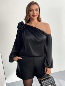 SHEIN Privé 大码女装时尚沙滩装秋季女装圣诞节女装派对女装正式夏季上衣，感恩节女装衬衫优雅职业商务休闲女装通勤优雅休闲立体大花黑色缎面不对称领长袖衬衫女式上衣 - 黑色 - 查看 3