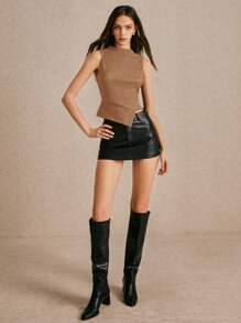 Poéselle Top ajustado de cuello alto asimétrico con textura para mujer, blusas, blusas de punto texturizadas asimétricas, blusas cortas, vestimenta de oficina informal para mujer, disfraces de Halloween, ropa de mujer para el otoño