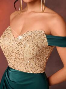 Glamrae Elegante y hermoso vestido de fiesta con escote corazón, de un solo hombro, ajustado y en corte sirena, confeccionado con lentejuelas doradas cosidas sobre satén brillante verde oscuro, con piezas flotantes, adecuado para cenas, fiestas de solteros, galas de noche formal, bailes de graduación, y para invitados de bodas