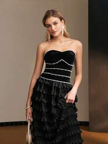 MOTF Soiréza VELVET FAUX PEARL DETAIL ZIPPER BACK SLIM FIT TUBE TOP