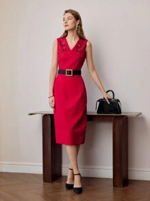 MOTF PREMIUM VÁY CỔ CHỮ V THÊU HOA SEQUIN - Đỏ - Xem 9
