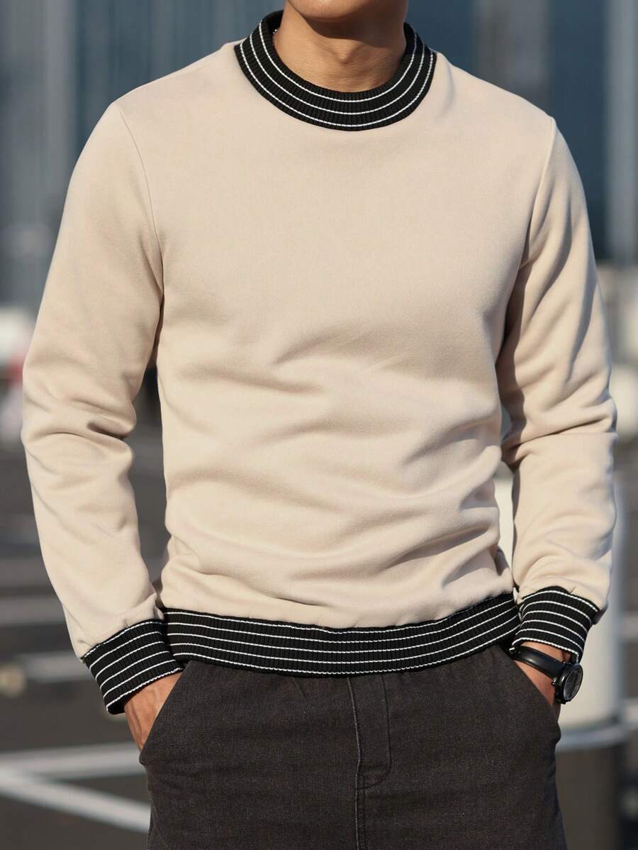 Manfinity Hypemode Men's Stripe Round Neck Long Sleeve Casual Pullover Sweatshirt, Autumn