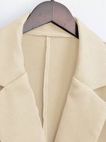 Franclia Bộ vest thanh lịch màu trơn cổ bẻ tay dài cho nữ và chân váy mini xếp ly - Màu Khaki - Xem 4