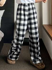 DAZY Coral Fleece Plaid Pattern Soft Straight-Leg Sleepwear Bottom Fall,Winter Fluffy