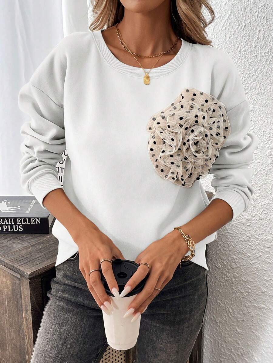 SHEIN LUNE 女士休闲纯色网眼波尔卡圆点 3D 花朵宽松长袖运动衫，秋冬 - 白色 - 查看 1