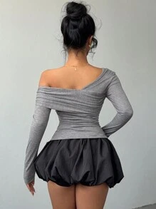Aloruh Women Elegant Sexy Office & Casual Asymmetrical Neck Ruched Slim Fit Long Sleeve 
Off The Shoulders Grey T-Shirt - Grey - View 2