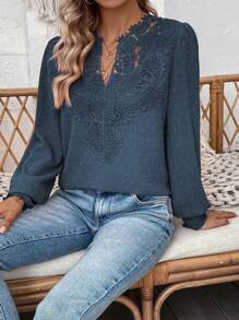 SHEIN PETITE Áo sơ mi dài tay cổ chữ V ren chắp vá màu trơn cho nữ - Màu xanh lam - Xem 3