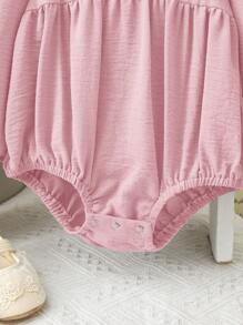 SHEIN LMoss Kids LMoss 新生女宝宝可爱撞色荷叶领长袖连体衣 秋冬款 - 粉色 - 查看 5