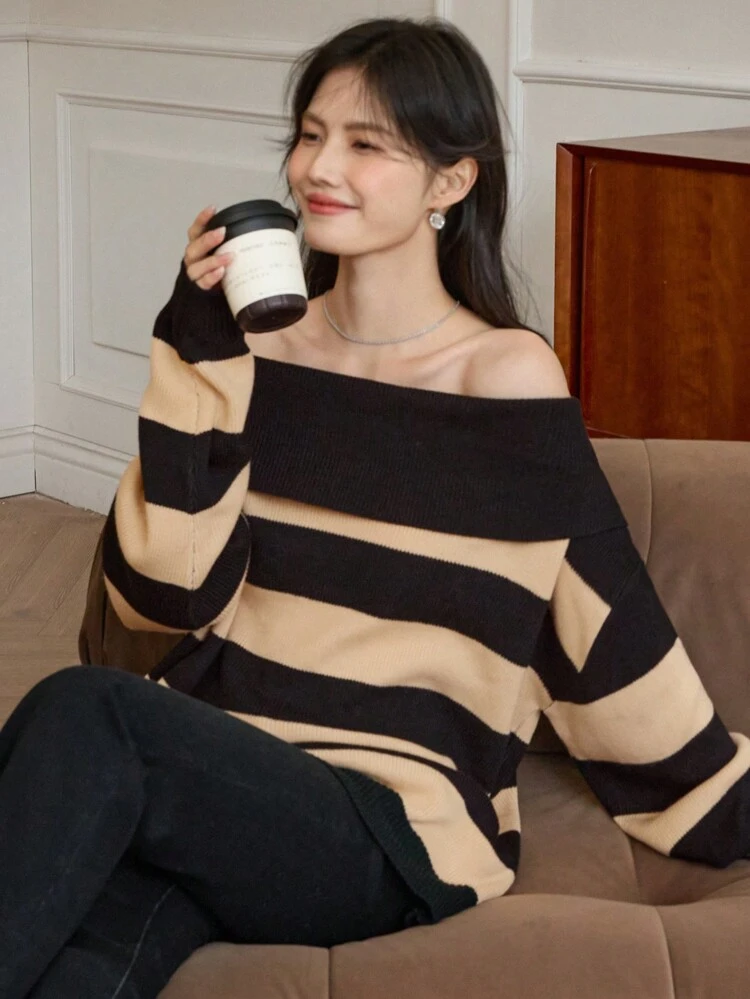 1pc Women Oversized Turnover Collar Striped Long Sleeve Minimalist Sweater, Casual Daily Wear,Fall Clothes Off Shoulder Top