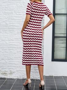 INAWLY Robe-pull longue ajustée à la mode avec col rond, manches courtes, boutons, rayures sinueuses pour femmes en automne