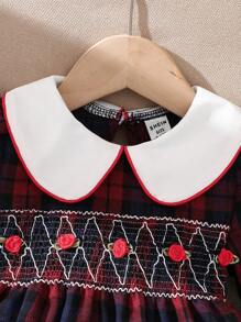 SHEIN Vestido lindo de manga larga con cuello de contraste a cuadros y flores para bebé niña, para la temporada de otoño y Navidad