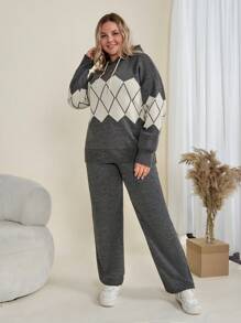 SHEIN Cottnline PLUS SIZE ARGYLE PATTERN COLORBLOCK DROP SHOULDER OVERSIZE SWEATER & KNIT PANTS SET - Multicolor - View 3