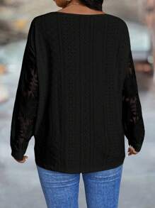 SHEIN LUNE 大码女式纯色 V 领花卉网眼长袖衬衫，秋季 - 黑色 - 查看 2