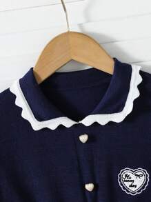 海军蓝 Tween Girl 彼得潘领学院风心形刺绣毛衣裙，适合女孩穿着，适合学校穿着。优雅独特的设计采用婴儿彼得潘领，展现学院风。 - 藏蓝色 - 查看 3