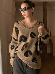 DAZY Women V-Neck Long Sleeve Leopard Pattern Detail Casual Pullover Sweater,Fall Clothes - Brown - View 6
