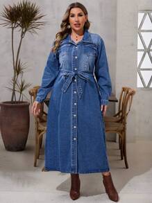 SHEIN LUNE 大码女式休闲翻盖口袋系带洗水牛仔连身裙 - 中等水洗藍 - 查看 5