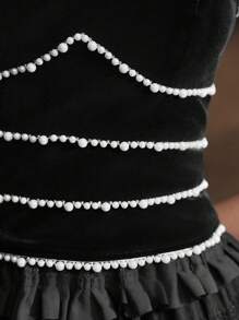 MOTF Soiréza VELVET FAUX PEARL DETAIL ZIPPER BACK SLIM FIT TUBE TOP
