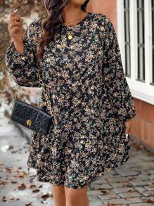SHEIN LUNE Vestido casual suelto de manga farol con cuello redondo y estampado floral, perfecto para vacaciones, tallas grandes para mujeres