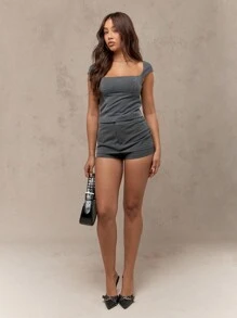 MISSGUIDED Parte superior con cuello cuadrado, mangas cortas y cordones en la espalda