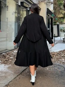 Flirla Manteau trench élégant pour femmes en grande taille, col épaulette, manches longues, ourlet queue de poisson, couleur unie, automne - Noir - Voir 2