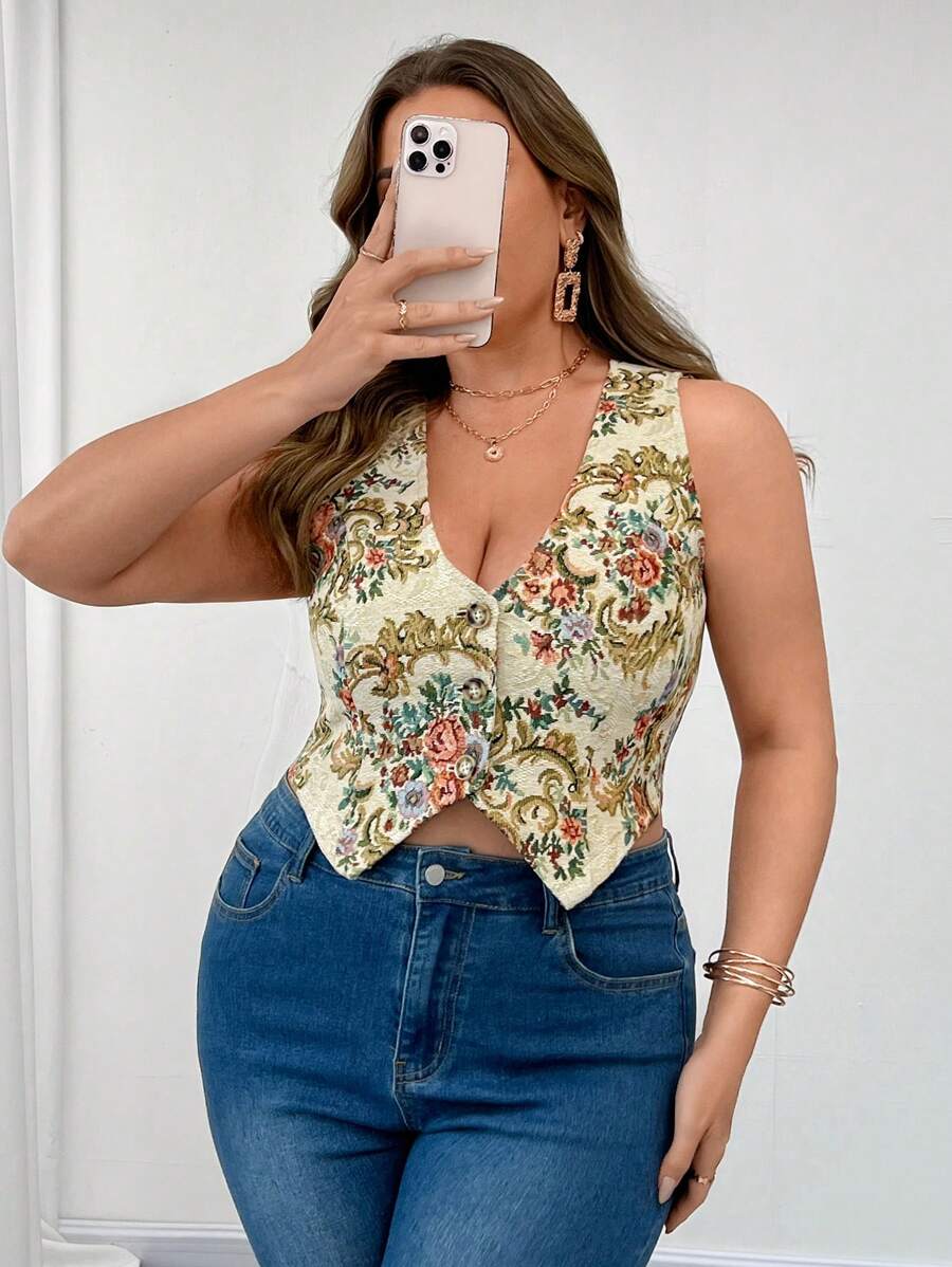 SHEIN Unity Plus Size Elegant Jacquard V-Neck Button Regular Sleeveless Fitted Women Tank Top - Khaki - View 1