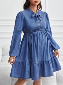 SHEIN Maternity Denim Dress With Loose Long Sleeve Shorts, Blue