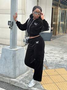 SHEIN Teengirl Black Velvet Rhinestone Decor Casual Suit, Black Velvet Suit, Glamorous Shimmering Rhinestone Suit, Street Style Suit, College Style Suit - Black - View 1