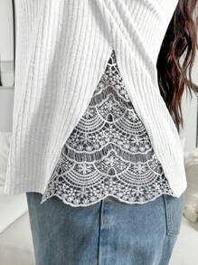 SHEIN Essnce Plus Size Women's Autumn And Winter Brushed Round Neck Lace Patchwork White Long Sleeve T-Shirt,Fall Clothes,Winter Tops,Warm Tops,Fall Women Outfits,Fall Shirts,Long Sleeves Woman,Curv Tops,Cruise Women Outfits,Work Tops,Teacher Clothes