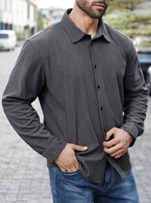 Manfinity Homme Camisa casual de pana de manga larga con botones por delante para hombres de talla grande, para salir