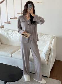 DAZY 舒适罗纹针织磨毛面料休闲家居服套装，饰有英式刺绣，舒适保暖，秋冬睡衣。