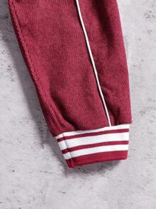 SHEIN Sudadera con capucha y pantalones casuales y cómodos con estampado de cuadros para niños y adolescentes